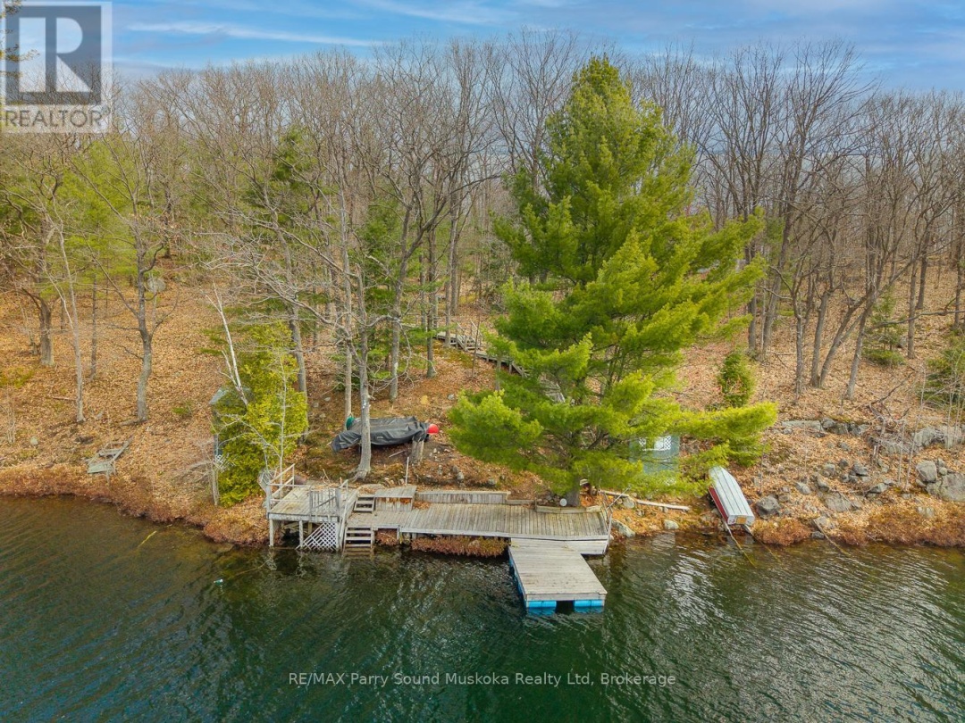 30 DOG LEG PATH, Blue Lake