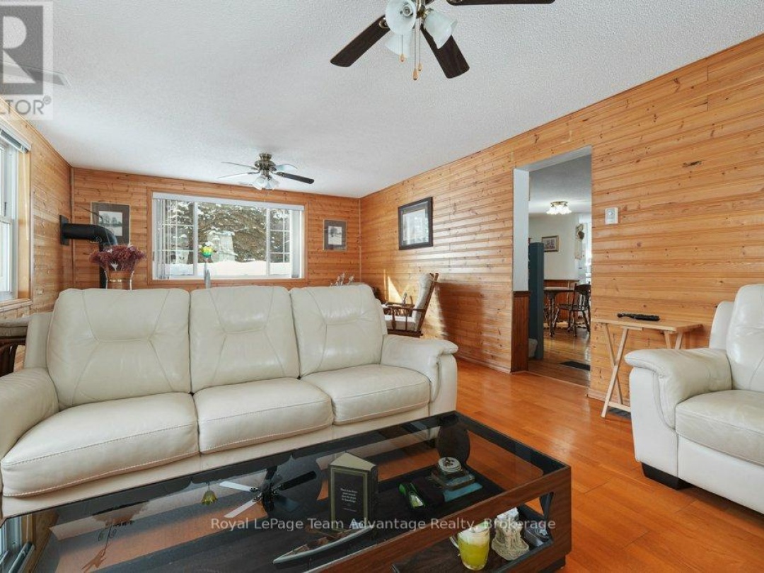 27 BURNSIDE BRIDGE ROAD, Mill Lake
