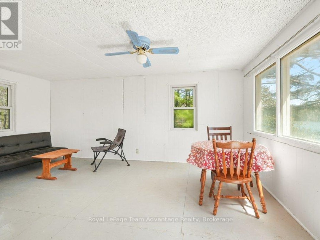 11 BIRCH LANE, Harris Lake