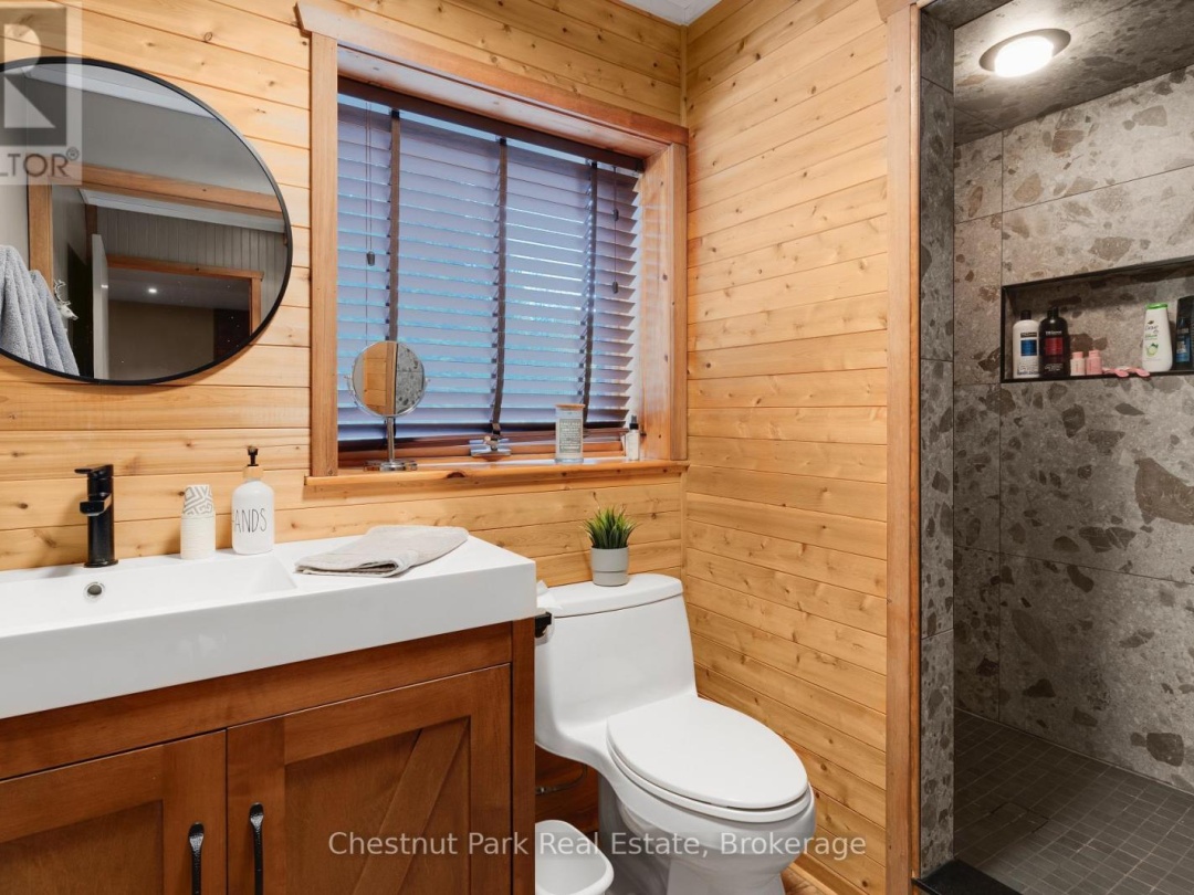 1109 CANOPY LANE, Maple Lake