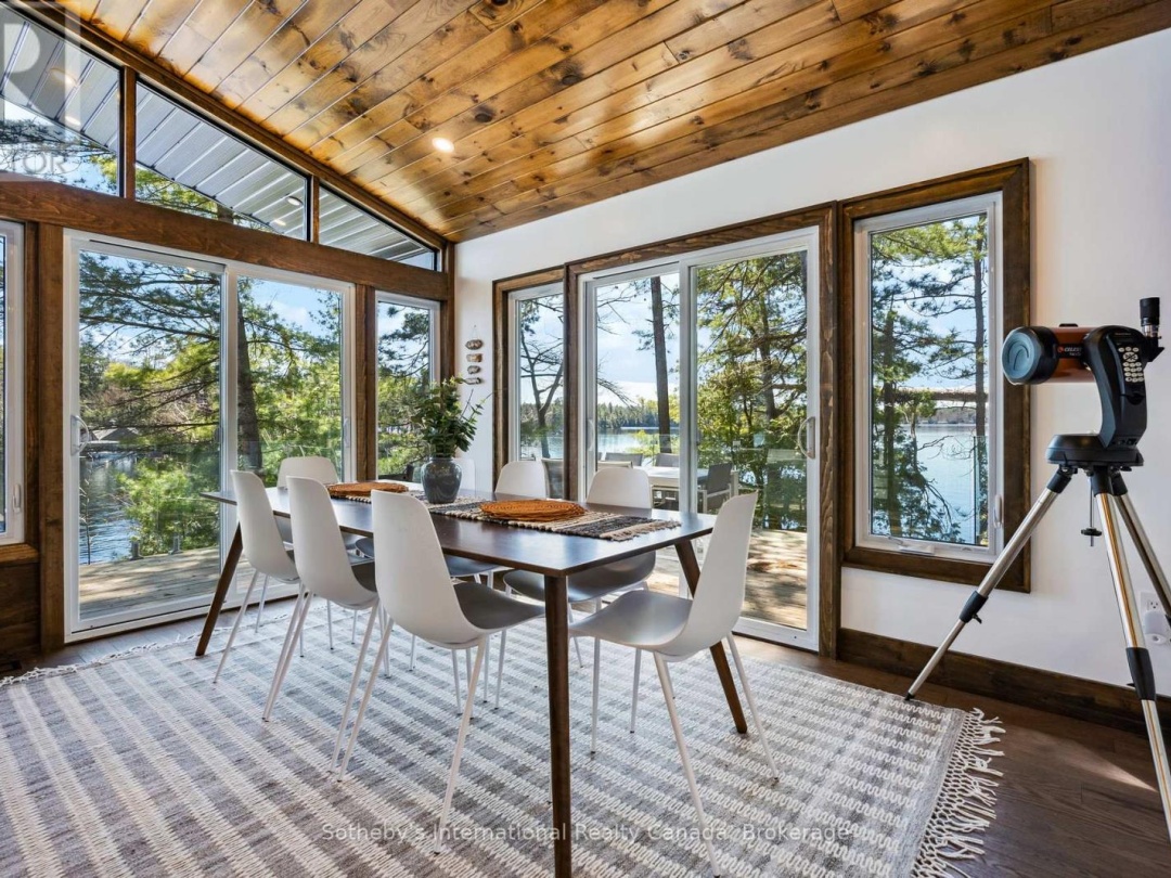 29 BEACHGROVE ISLAND 33LM, Lake Muskoka