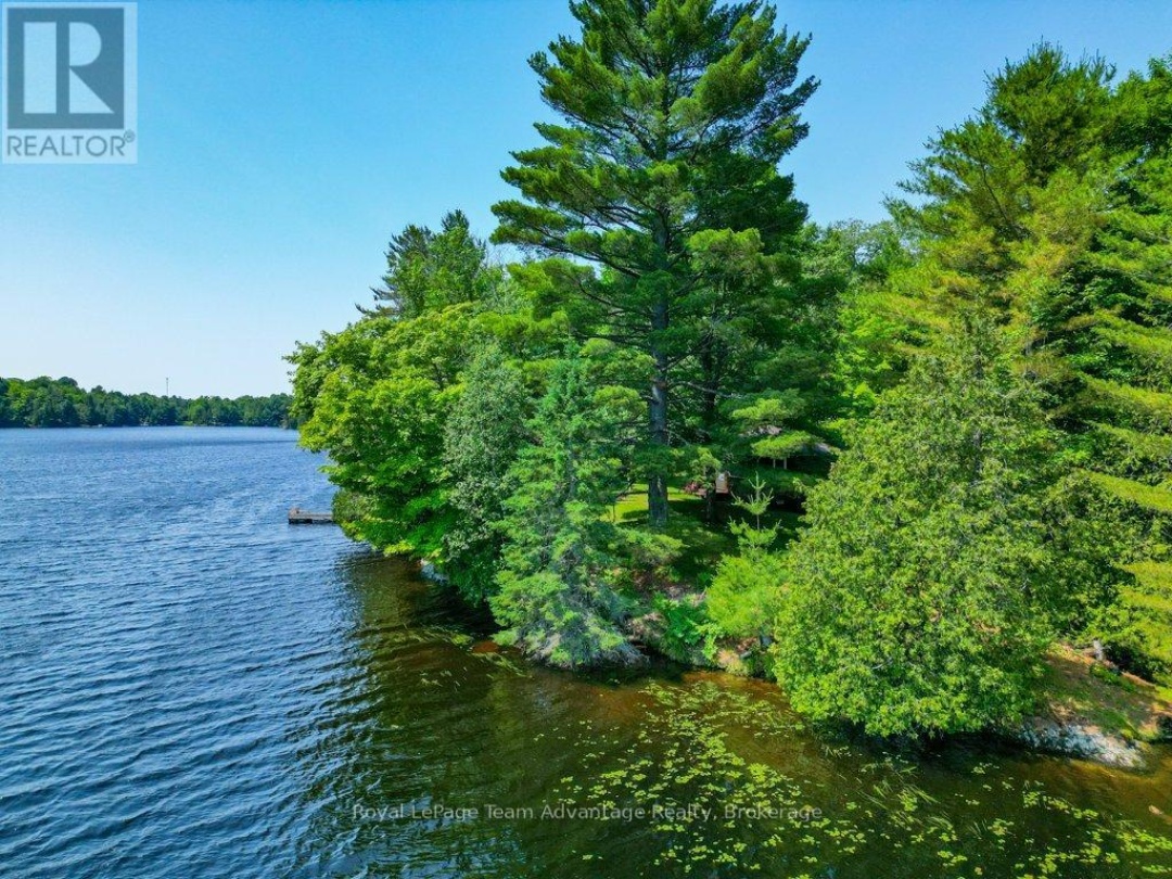 11 BIRCH LANE, Harris Lake
