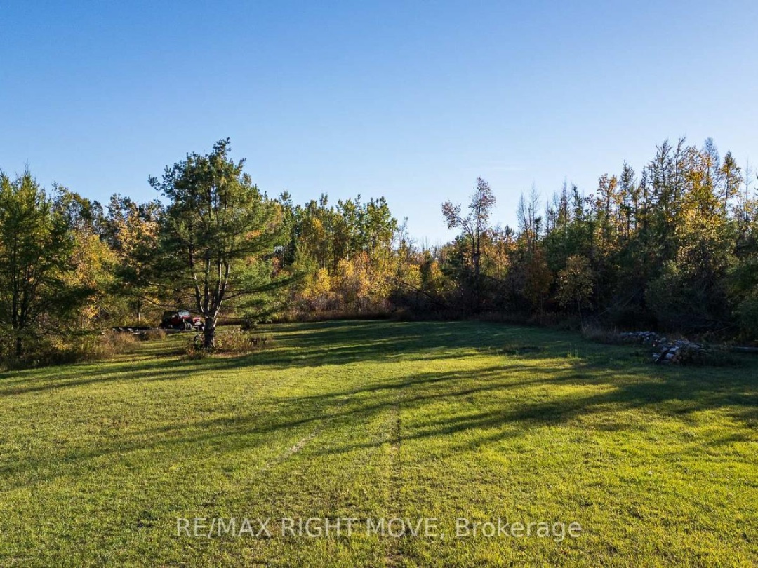 2085 MONCK ROAD,