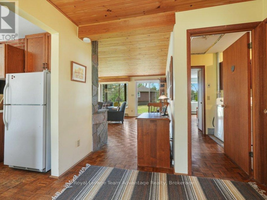 11 BIRCH LANE, Harris Lake