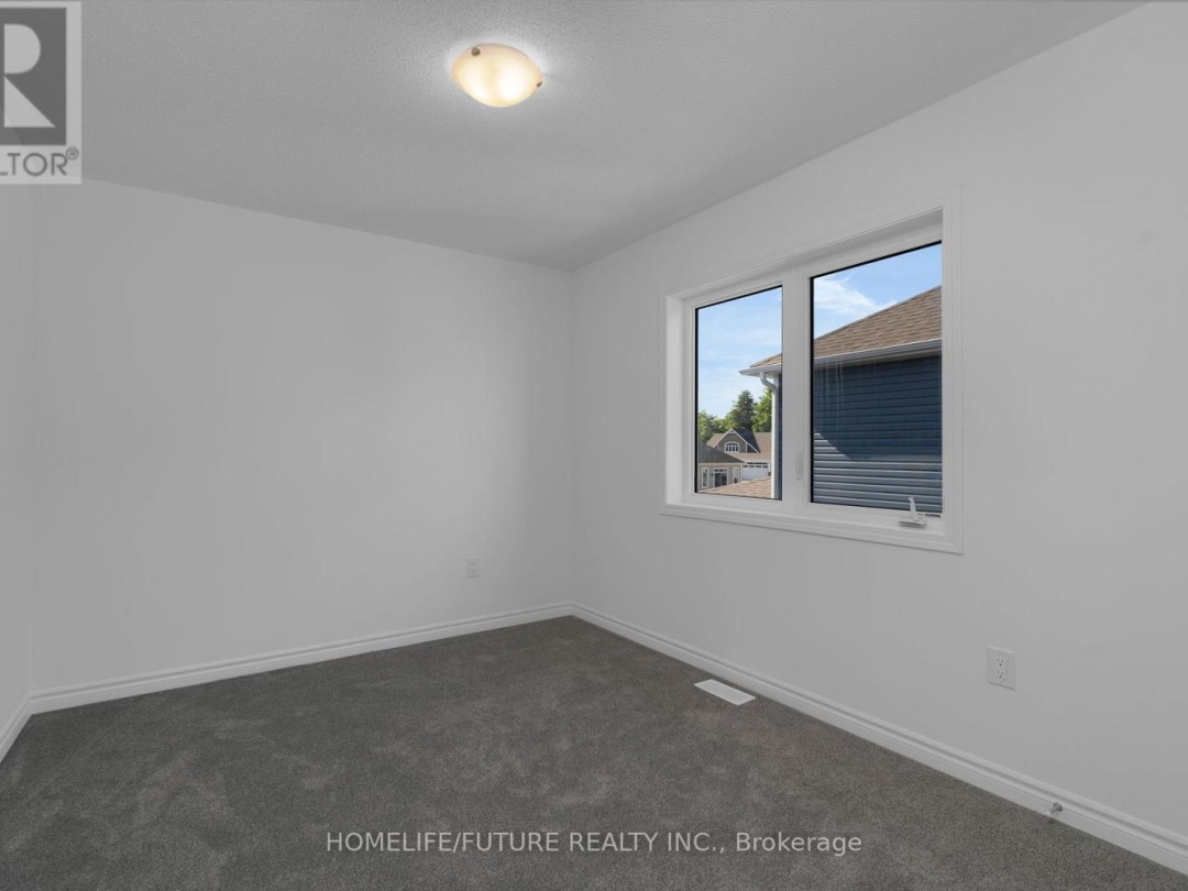 1 DYER CRESCENT, Bracebridge (Macaulay)