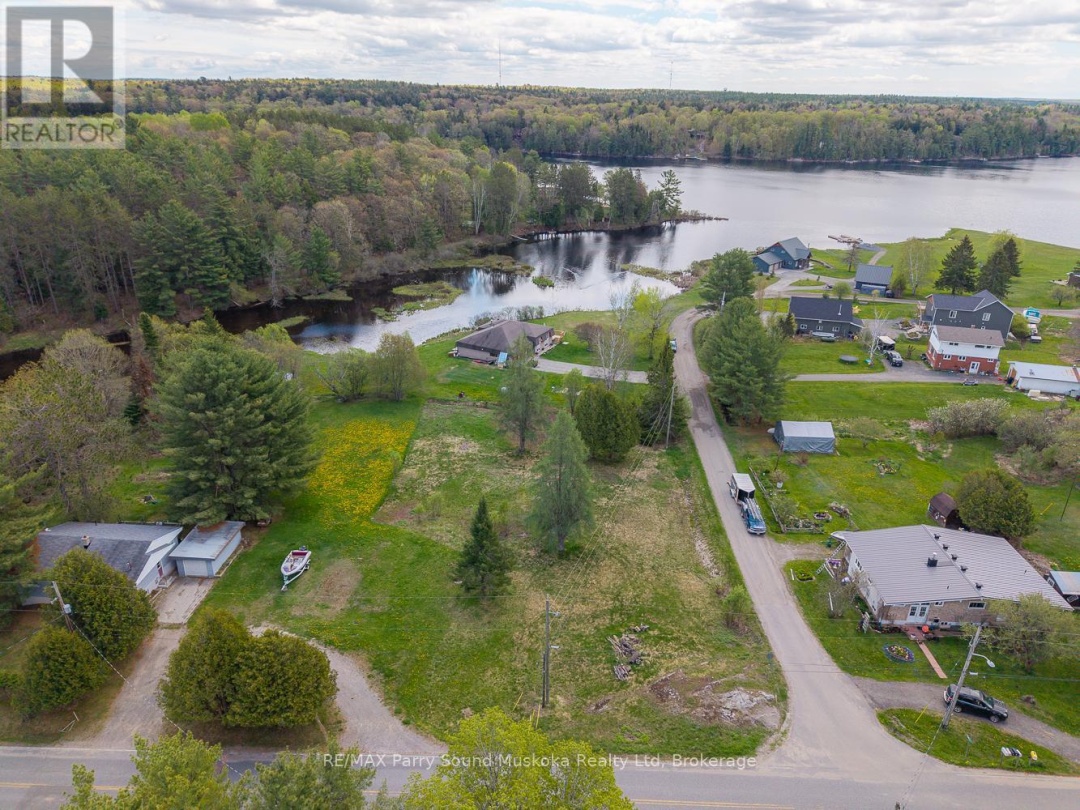 63 PINERIDGE DRIVE, McDougall