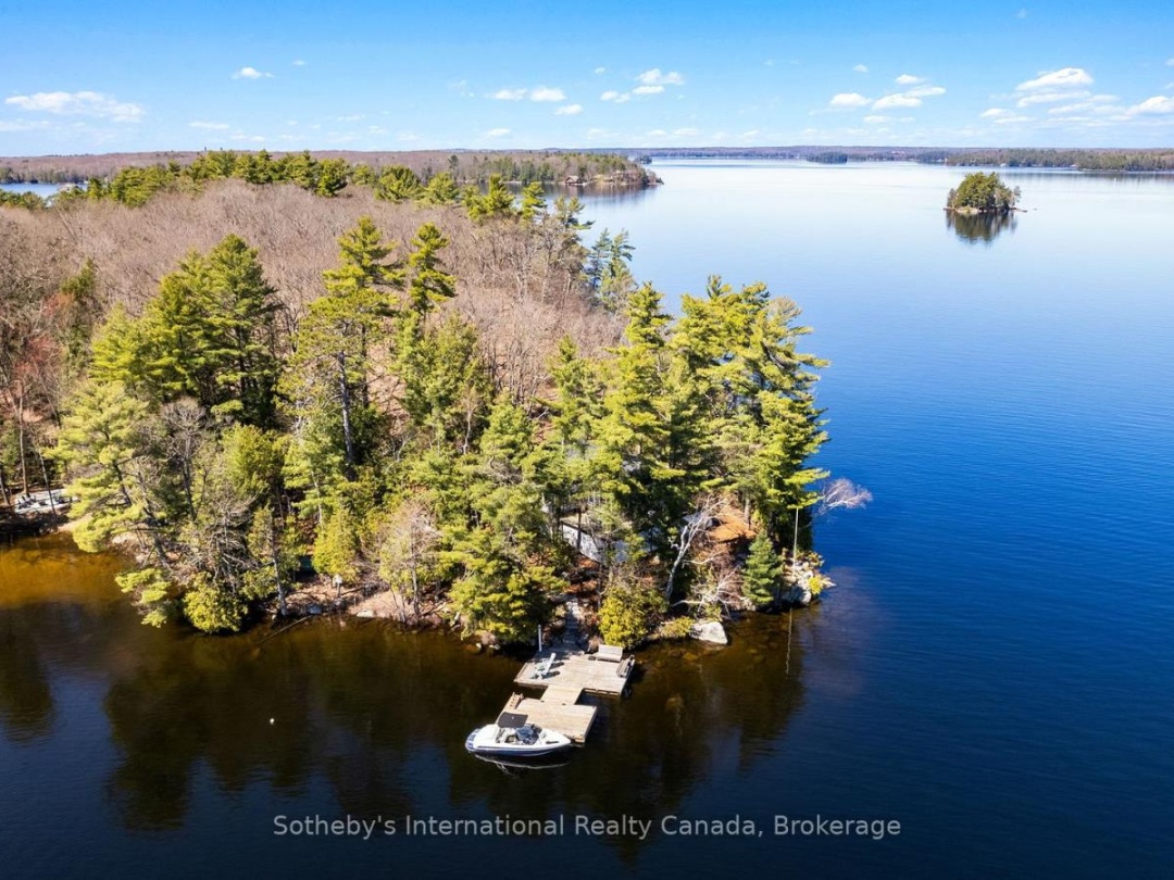 29 BEACHGROVE ISLAND 33LM, Lake Muskoka