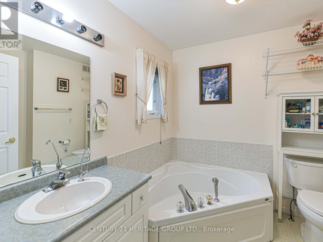 19 SPRINGWOOD CRESCENT,