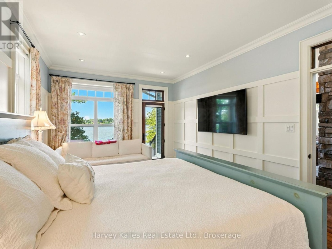 1190 PARKERS POINT ROAD, Lake Muskoka