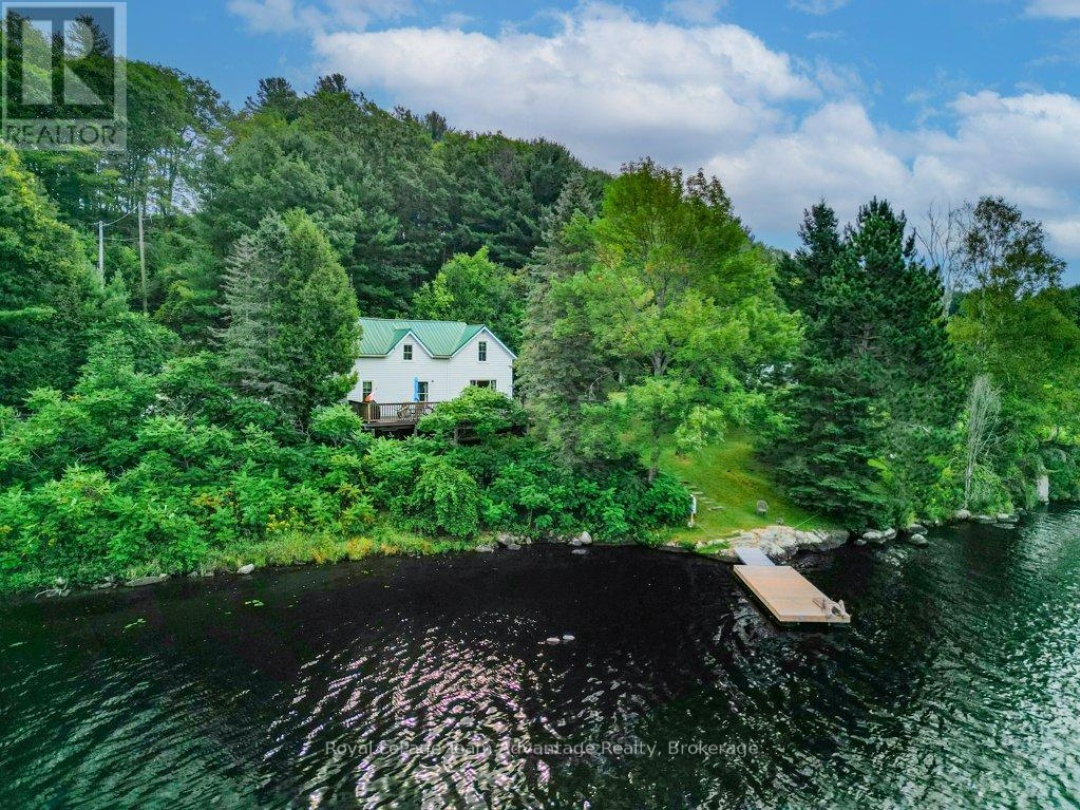 27 BURNSIDE BRIDGE ROAD, Mill Lake