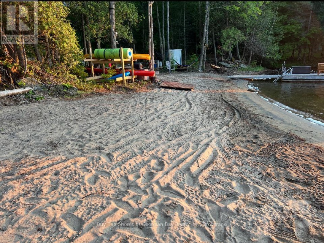 15212 GEORGIAN BAY SHORE ISLAND,