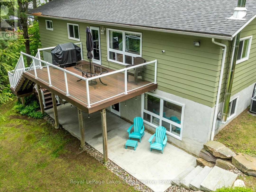 1093 LAMAR DRIVE, Maple Lake