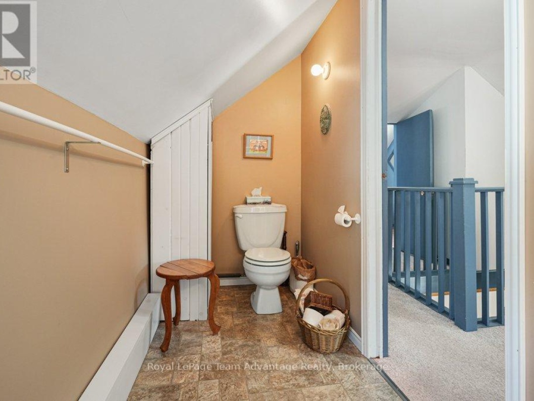 27 BURNSIDE BRIDGE ROAD, Mill Lake