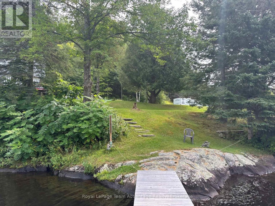 27 BURNSIDE BRIDGE ROAD, Mill Lake