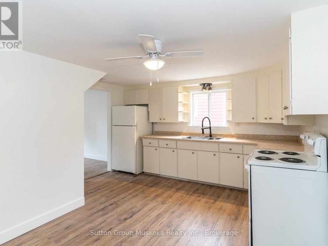 4 THUNDER BRIDGE COURT S,