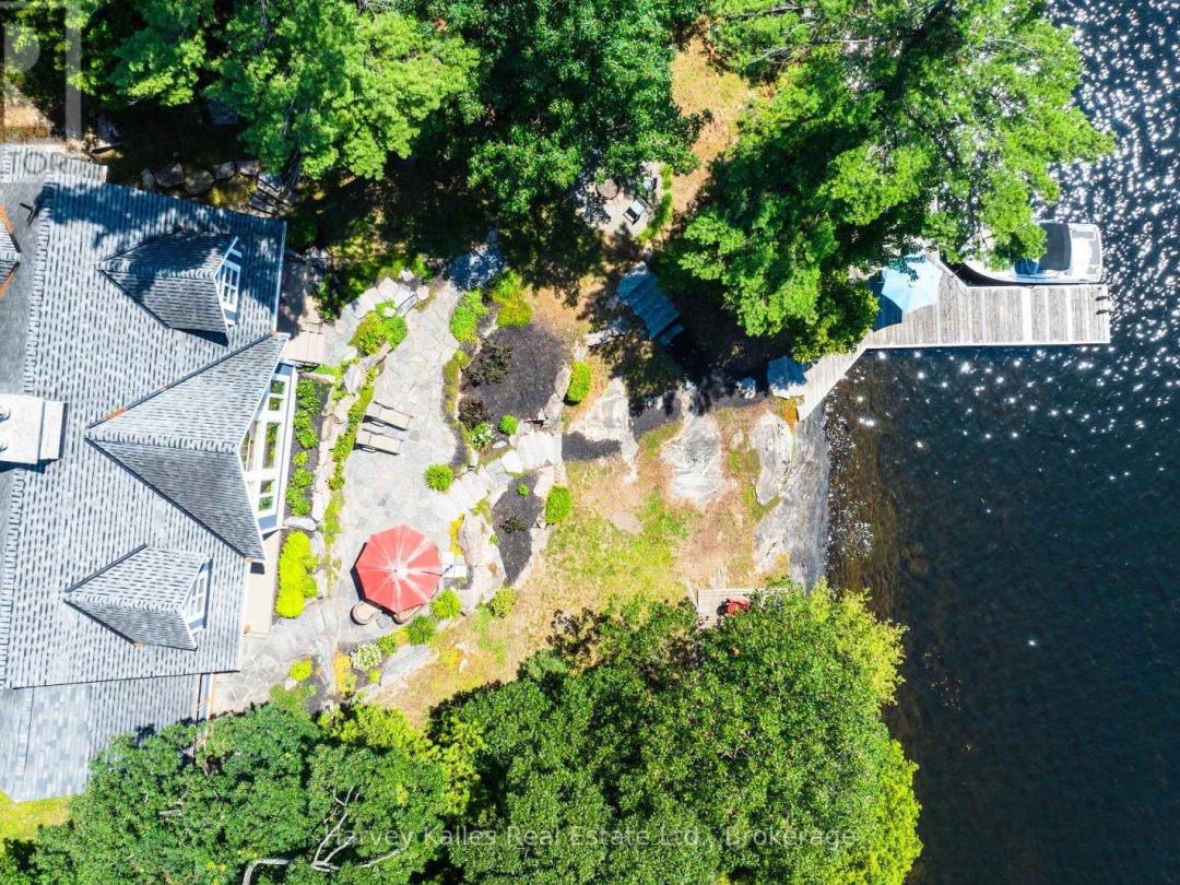 1190 PARKERS POINT ROAD, Lake Muskoka