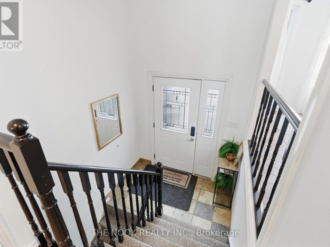 6 SPARROW COURT, Kawartha Lakes (Mariposa)