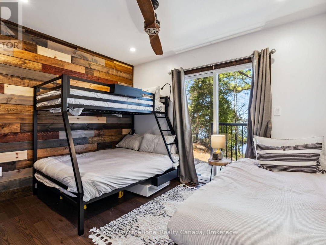 29 BEACHGROVE ISLAND 33LM, Lake Muskoka