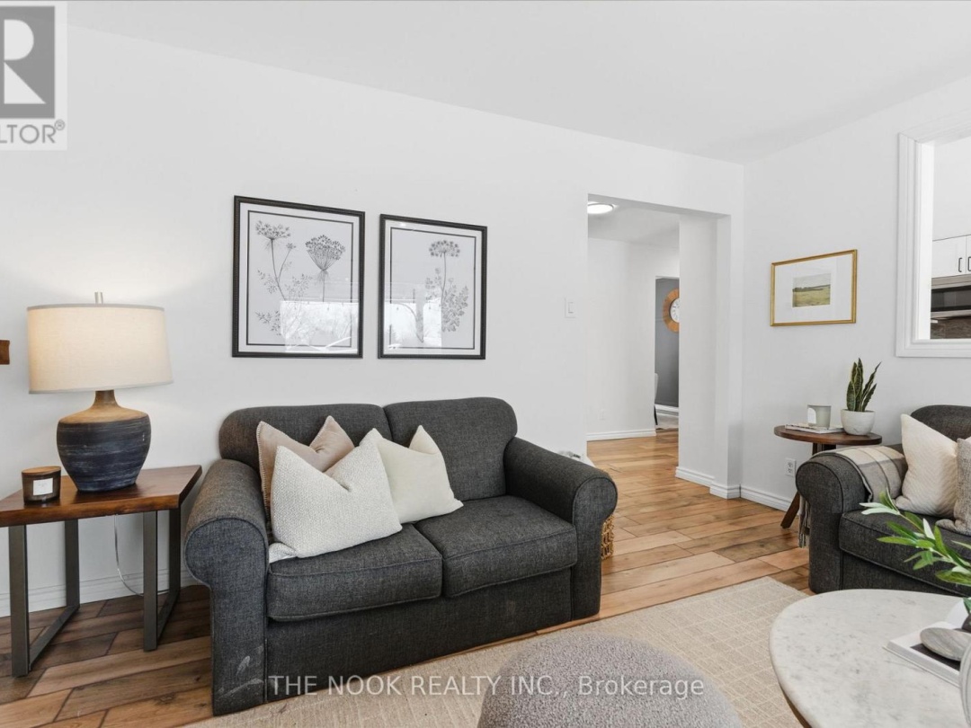 6 SPARROW COURT, Kawartha Lakes (Mariposa)
