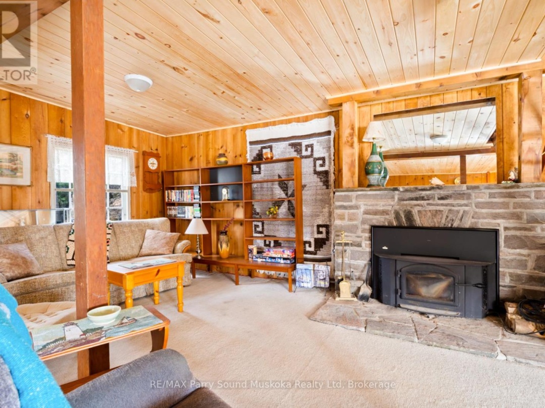 39 LITTLE FINLAND ROAD, Rankin Lake