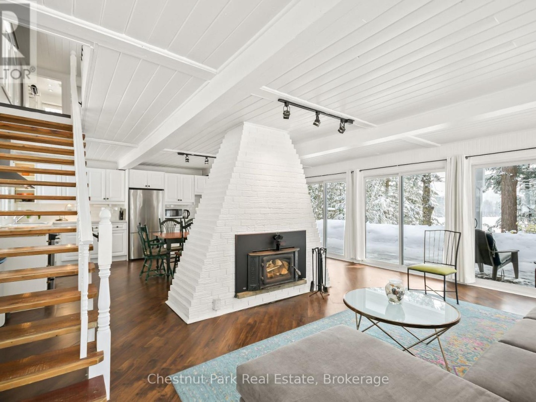 1023 ROLY LANE, Tasso Lake