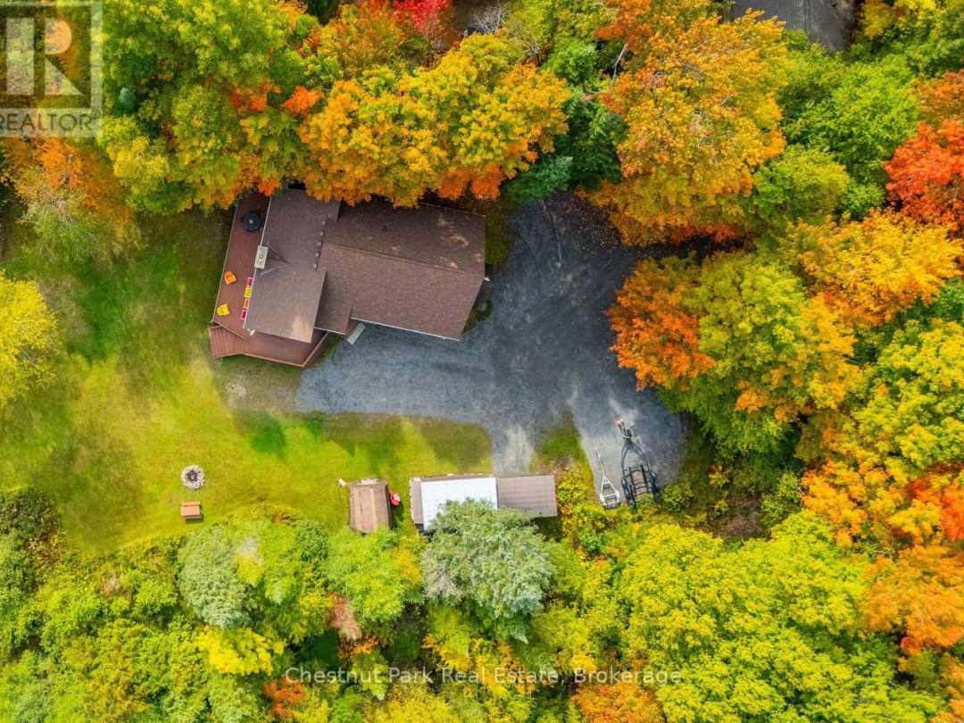 1109 CANOPY LANE, Maple Lake
