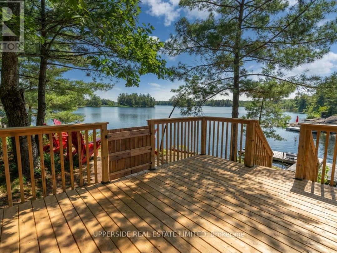 1040 OAK ROAD, Kahshe Lake
