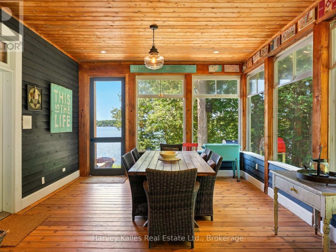 1190 PARKERS POINT ROAD, Lake Muskoka