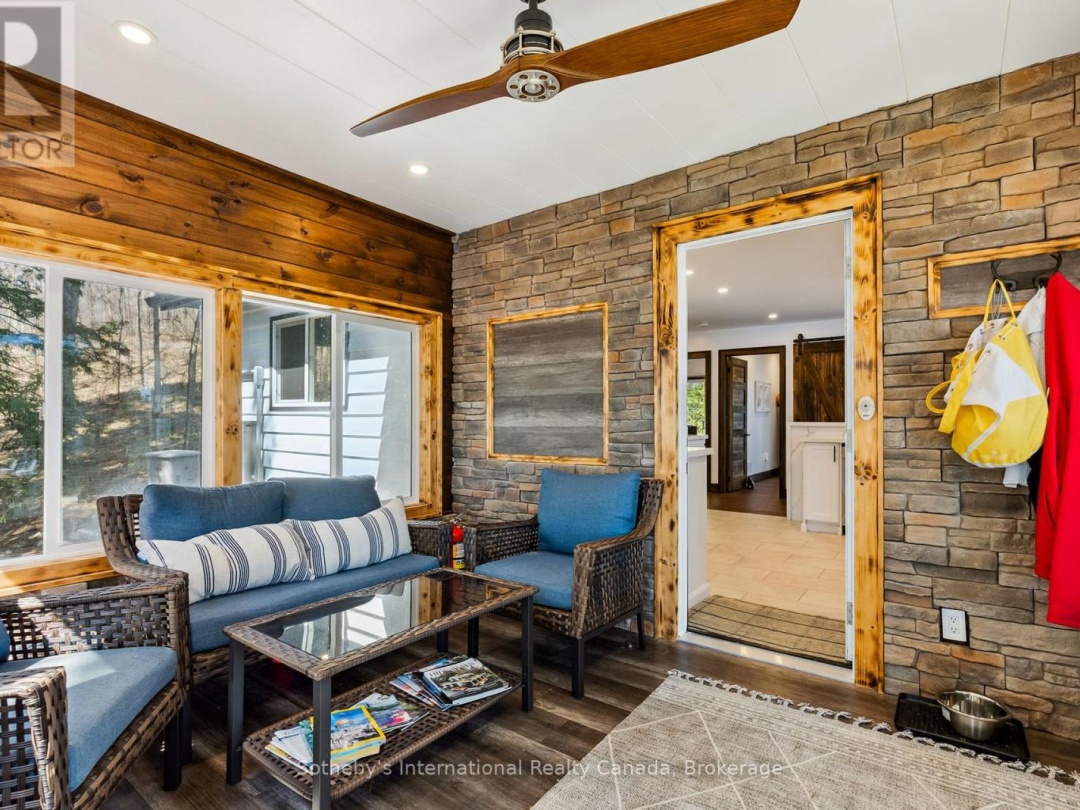 29 BEACHGROVE ISLAND 33LM, Lake Muskoka