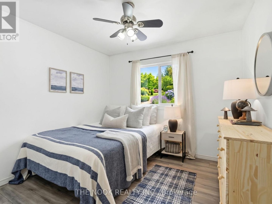 6 SPARROW COURT, Kawartha Lakes (Mariposa)