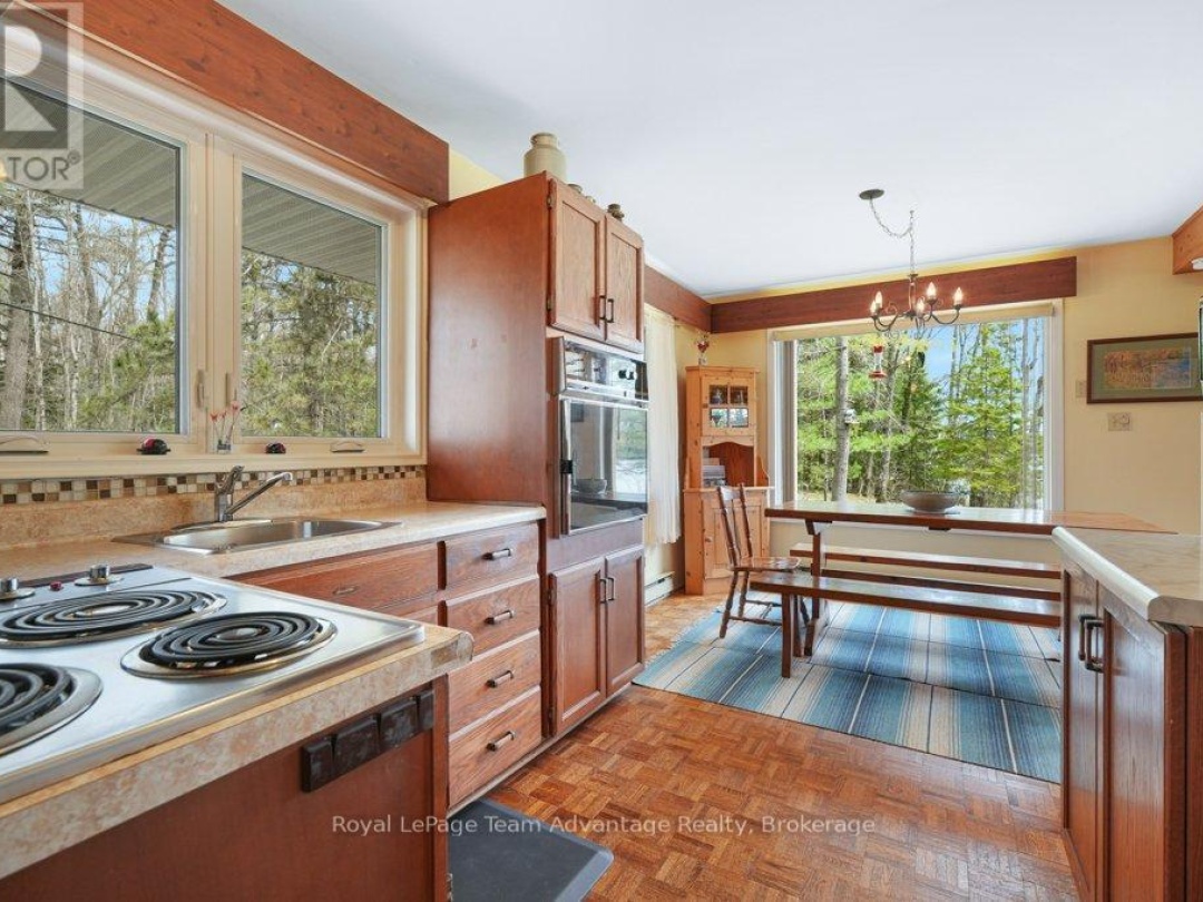 11 BIRCH LANE, Harris Lake