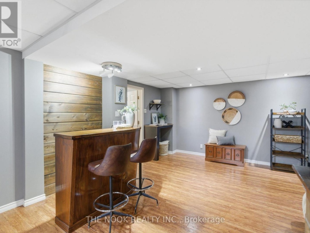 6 SPARROW COURT, Kawartha Lakes (Mariposa)