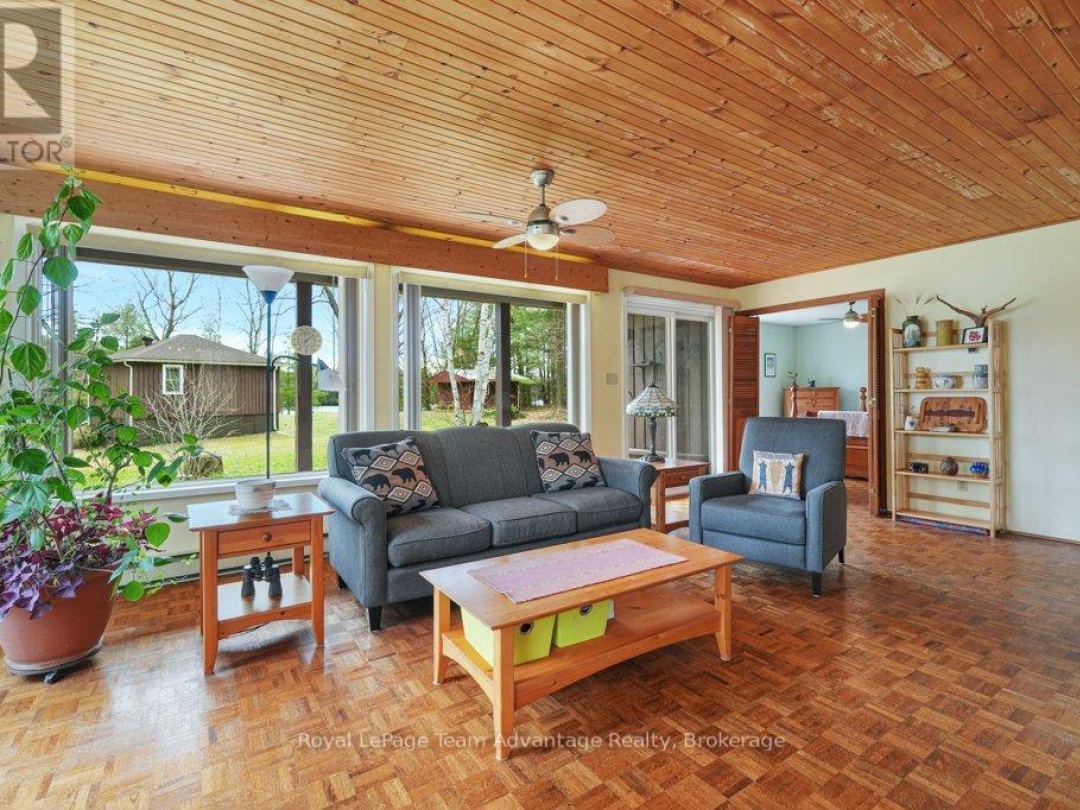 11 BIRCH LANE, Harris Lake