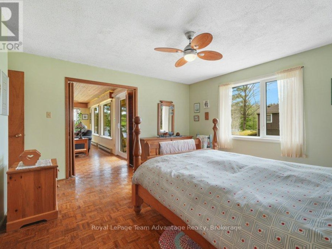 11 BIRCH LANE, Harris Lake
