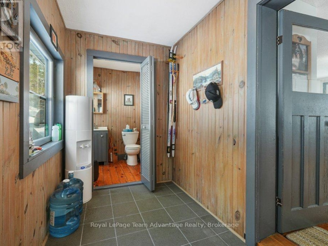 27 BURNSIDE BRIDGE ROAD, Mill Lake