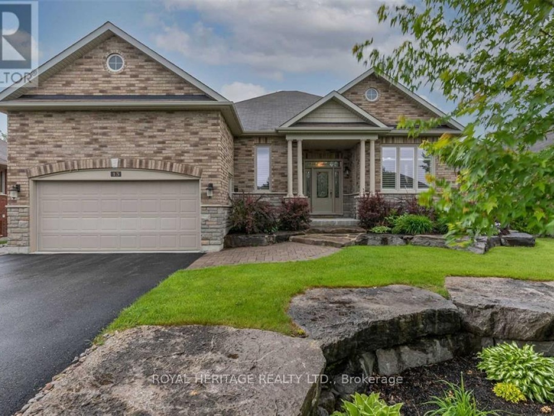 13 SOUTH HARBOUR DRIVE, Pigeon Lake