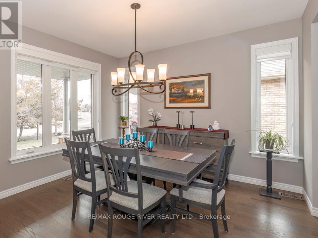 27 SOUTH HARBOUR DRIVE, Kawartha Lakes (Bobcaygeon)