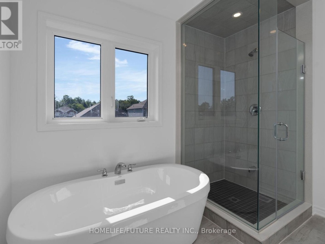 1 DYER CRESCENT, Bracebridge (Macaulay)