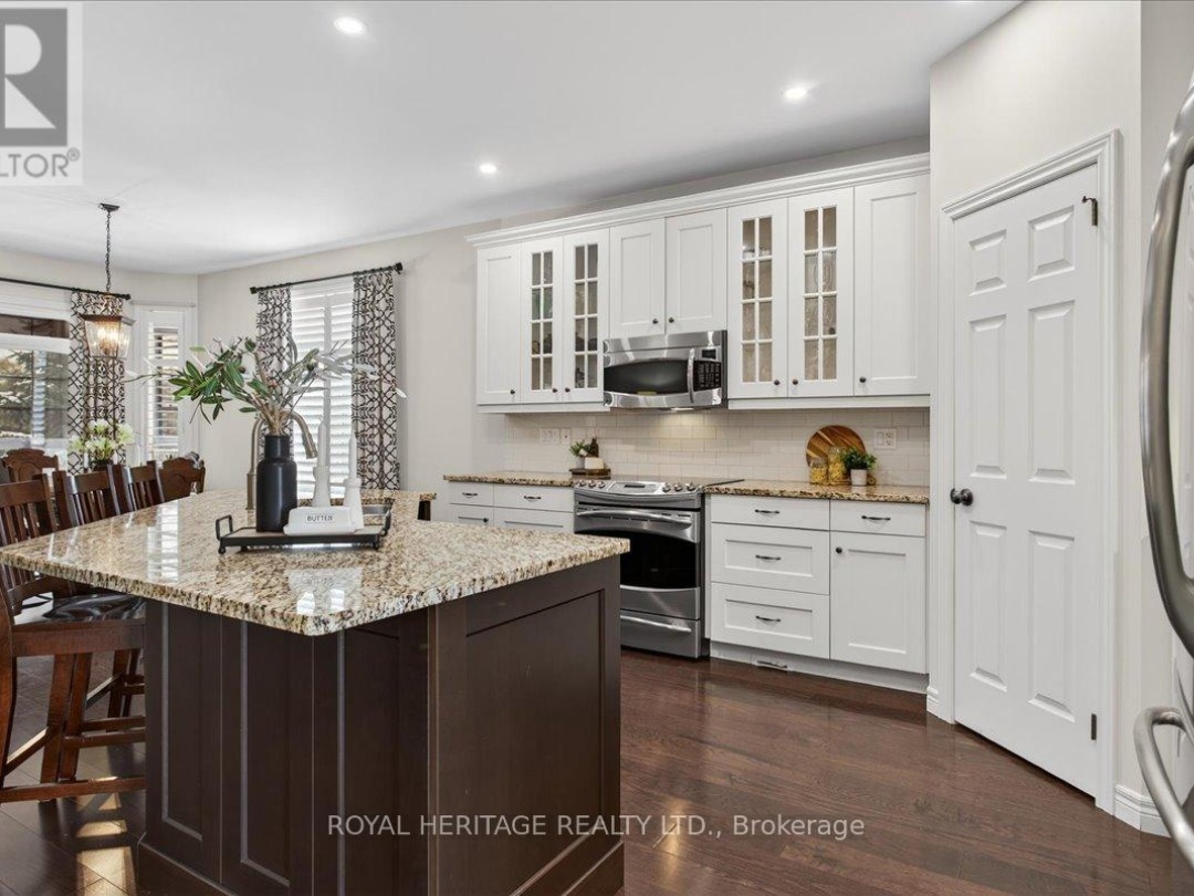 13 SOUTH HARBOUR DRIVE, Pigeon Lake