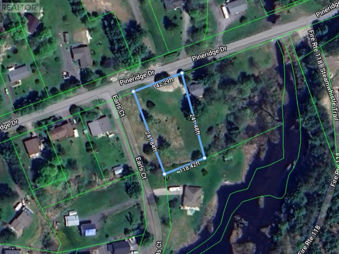 63 PINERIDGE DRIVE, McDougall