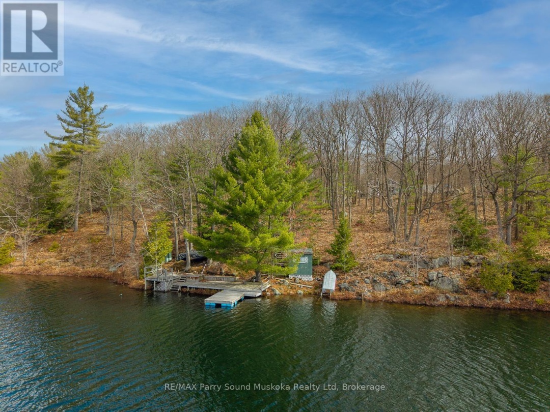 30 DOG LEG PATH, Blue Lake