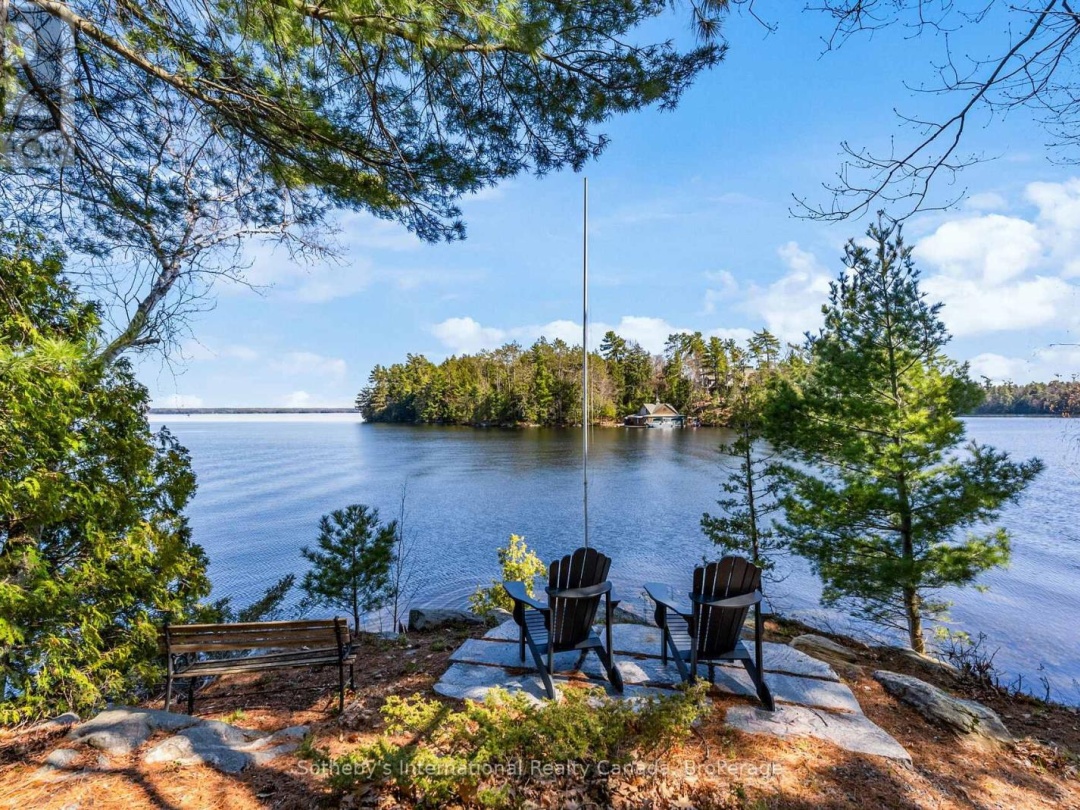 29 BEACHGROVE ISLAND 33LM, Lake Muskoka