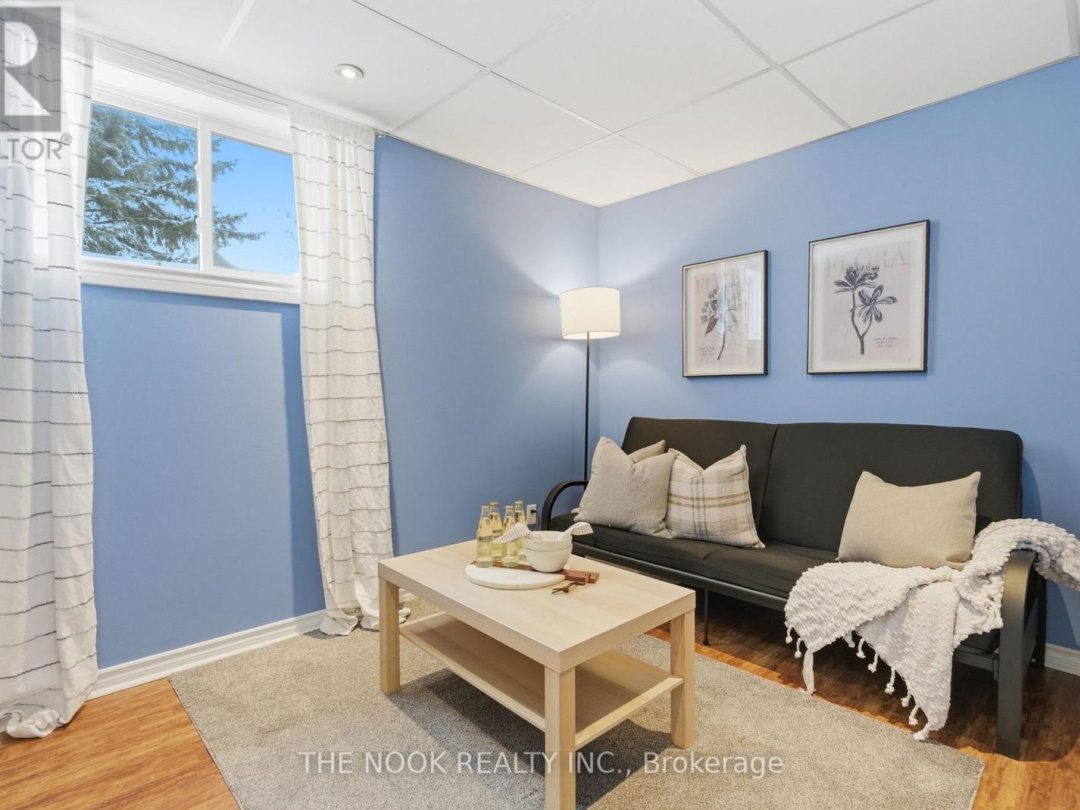 6 SPARROW COURT, Kawartha Lakes (Mariposa)