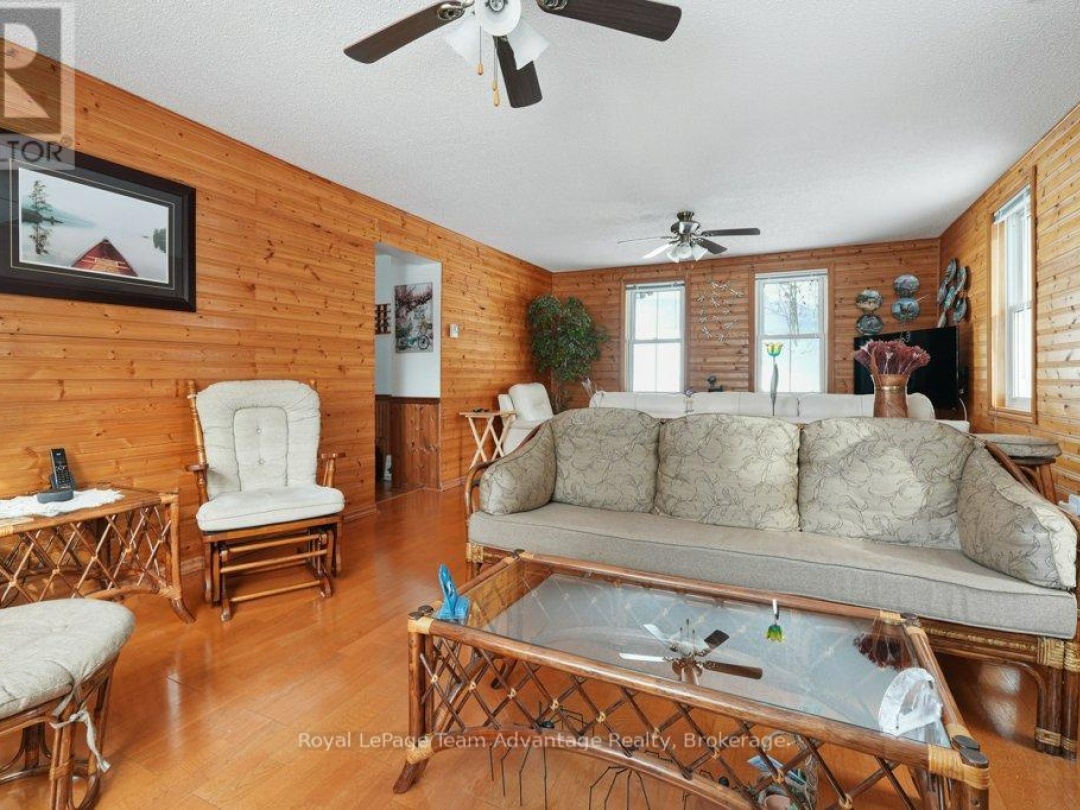 27 BURNSIDE BRIDGE ROAD, Mill Lake