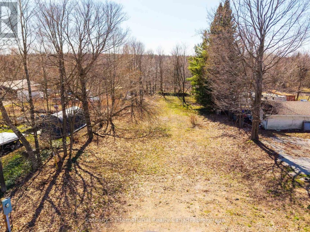 825 MUSKOKA ROAD S, Gravenhurst (Muskoka (S))