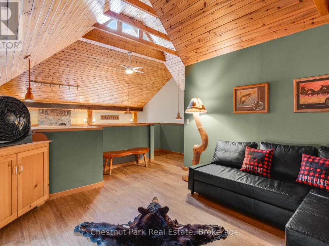 1109 CANOPY LANE, Maple Lake