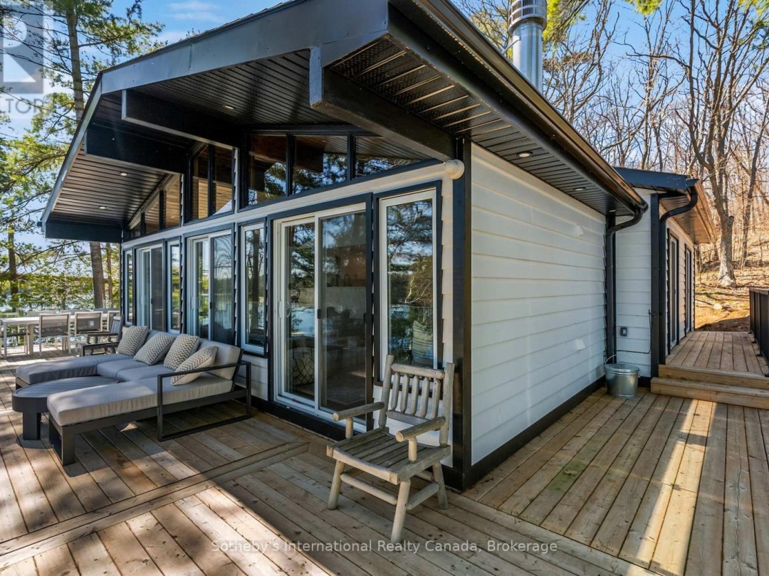29 BEACHGROVE ISLAND 33LM, Lake Muskoka
