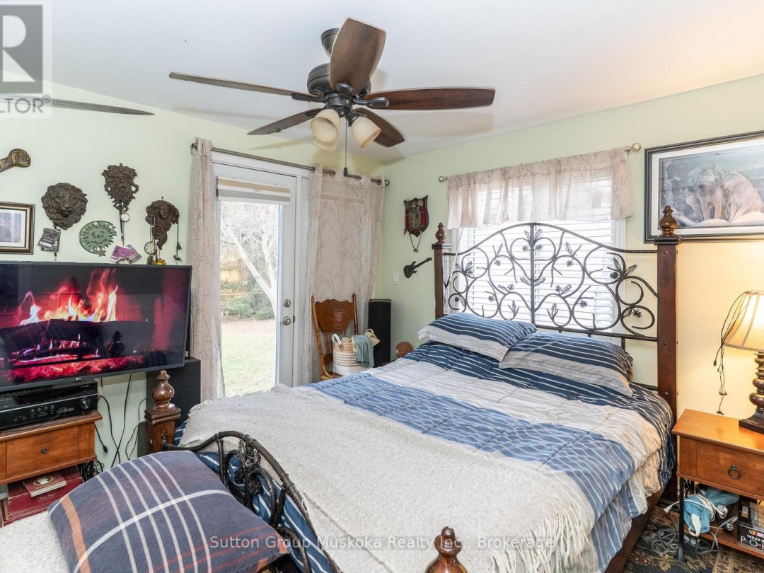 4 THUNDER BRIDGE COURT S,