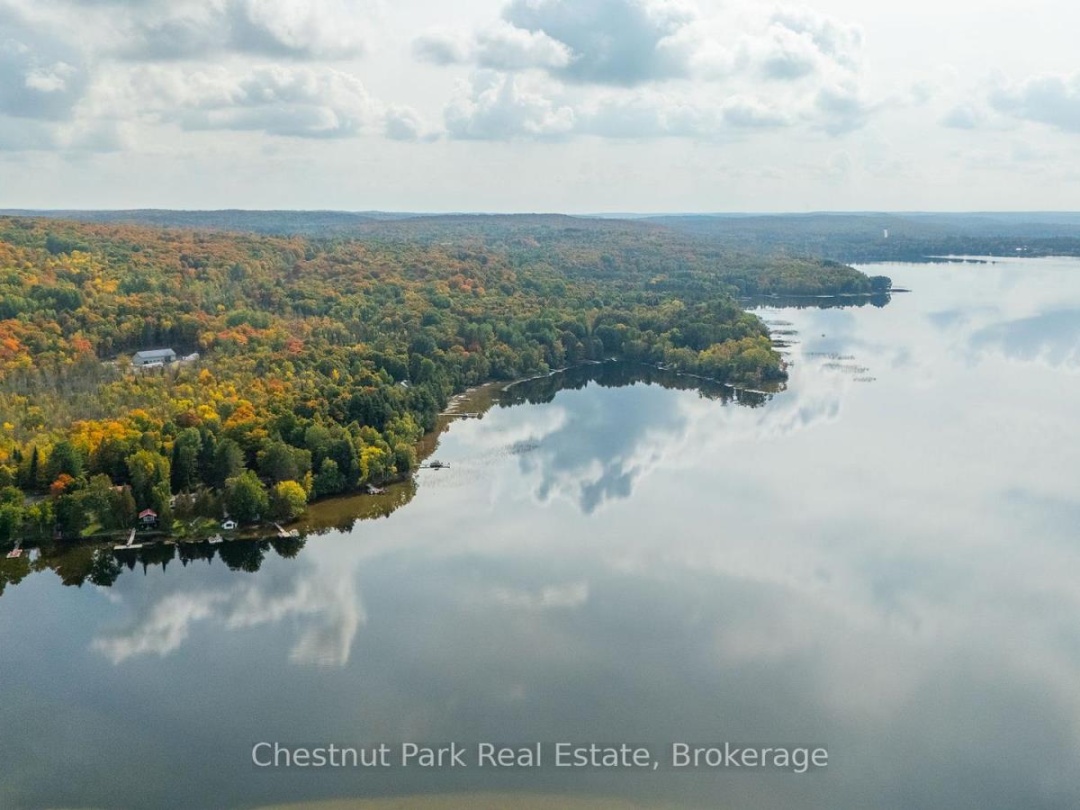 1109 CANOPY LANE, Maple Lake