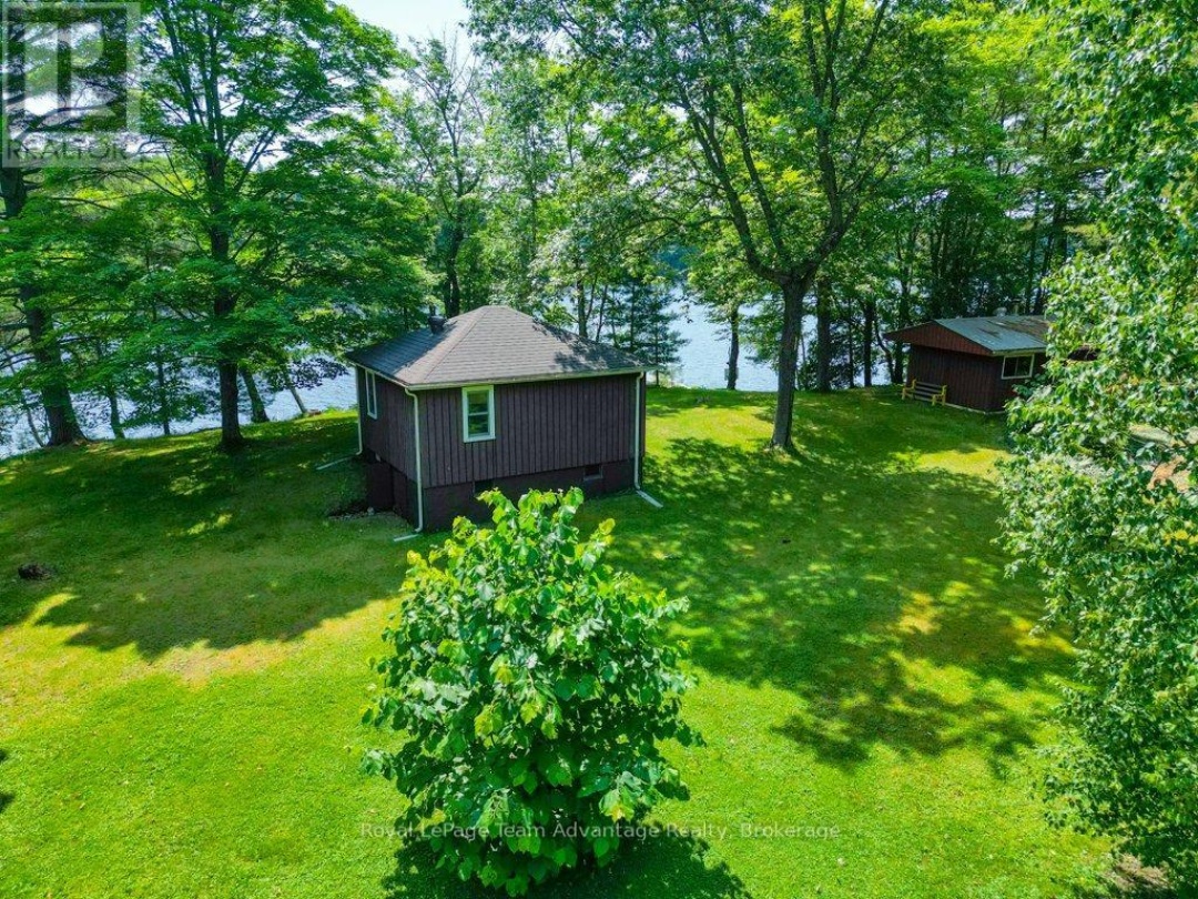 11 BIRCH LANE, Harris Lake